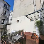 Tiny House With Terrace Near Pantheon Lägenhet *