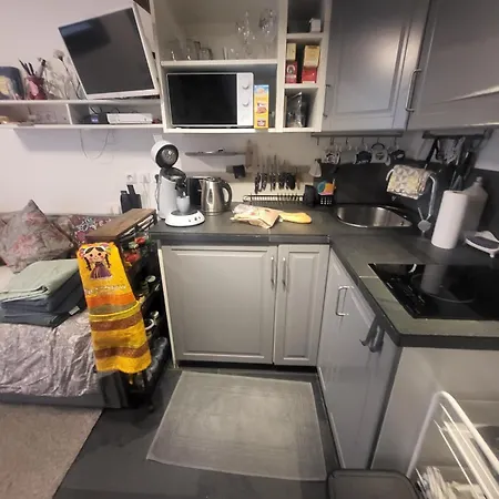 Appartement Tiny House With Terrace Near Pantheon