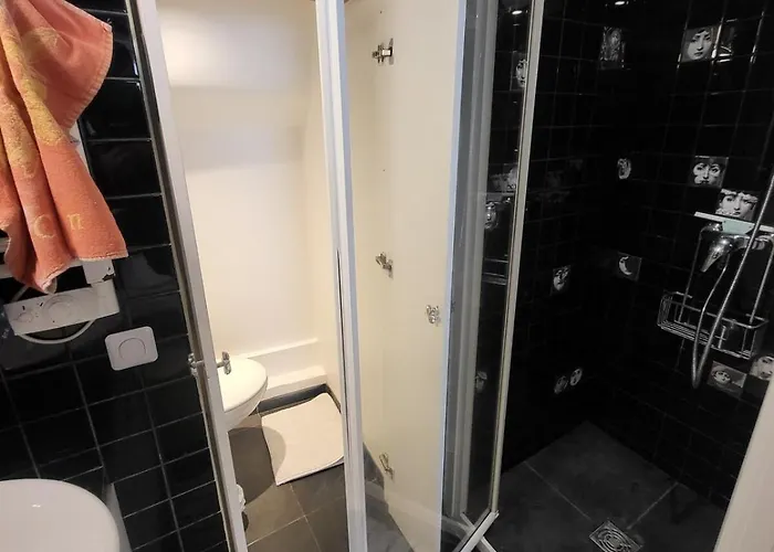 דירה Tiny House With Terrace Near Pantheon