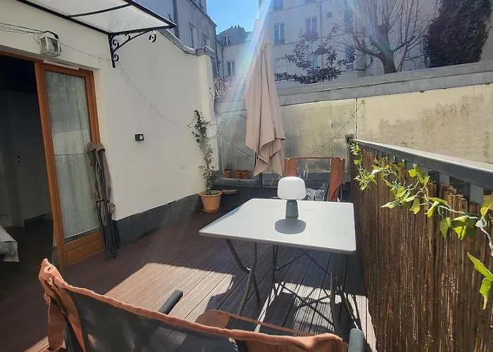 Апартаменты Tiny House With Terrace Near Pantheon