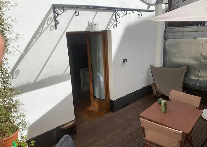 Апартаменты Tiny House With Terrace Near Pantheon *